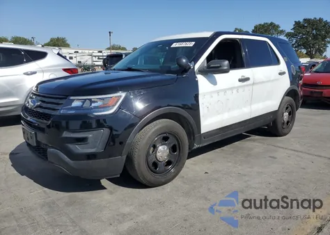 2017 Ford Explorer Police Interceptor z USA, uszkodzony, nr VIN 1FM5K8AR3HGC34773